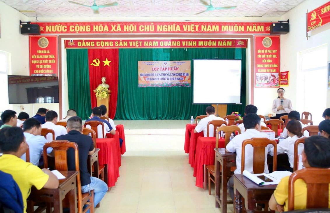 Tập huấn nâng cao nhận thức về sự phát triển thể lực, tầm vóc người Việt Nam trên địa bàn huyện...