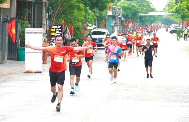 Bế mạc Giải chạy Quảng Trị Marathon 2024 - Hành trình về Đất lửa